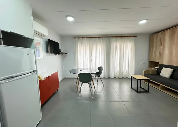 Agi Arago Studio